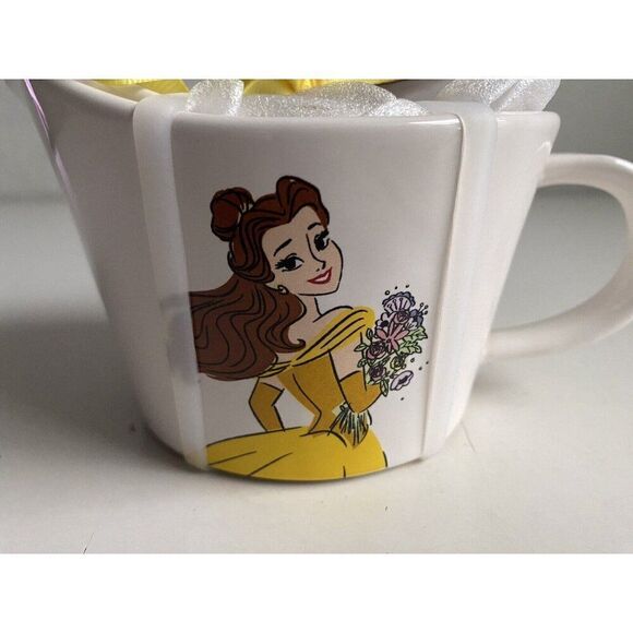 Set Of 4 Rae Dunn Disney Beauty And The Beast BELLE Measuring Cups With Handle - Picture 2 of 11